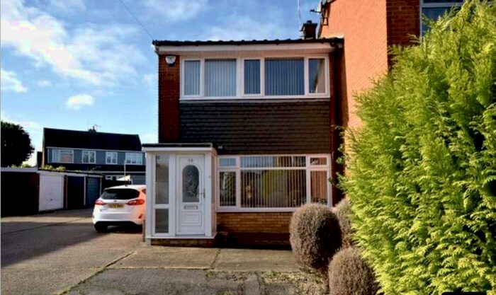 3 Bedroom End Of Terrace House To Rent In Colville Close, Corringham, Stanford-le-hope, SS17