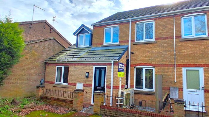 5 Bedroom End Terrace House For Sale In Barnes Way, Whittlesey, Peterborough, PE7
