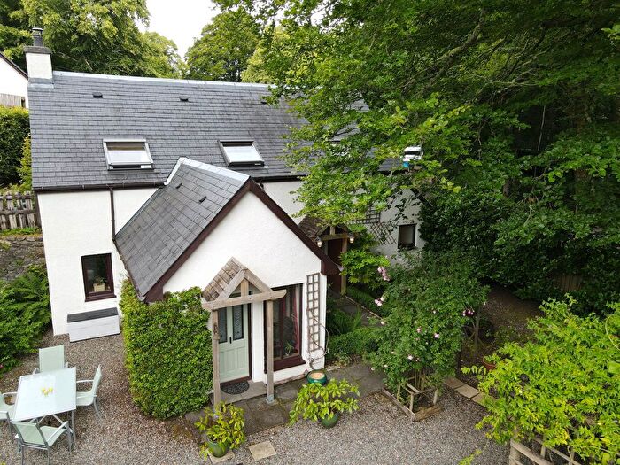 3 Bedroom Detached House For Sale In Strathnaver, Fort Augustus, PH32