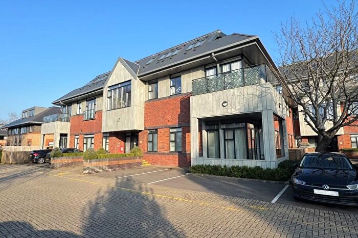 1 Bedroom Apartment To Rent In Woking, Surrey, GU21