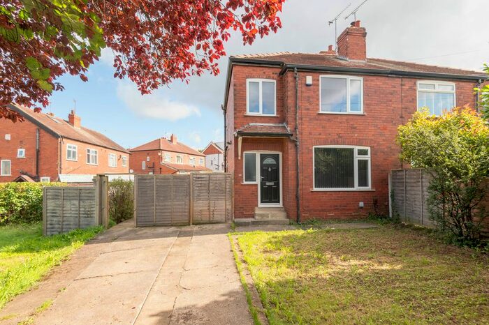 3 Bedroom Semi-Detached House To Rent In Stainbeck Lane, Chapel Allerton, Leeds, LS7