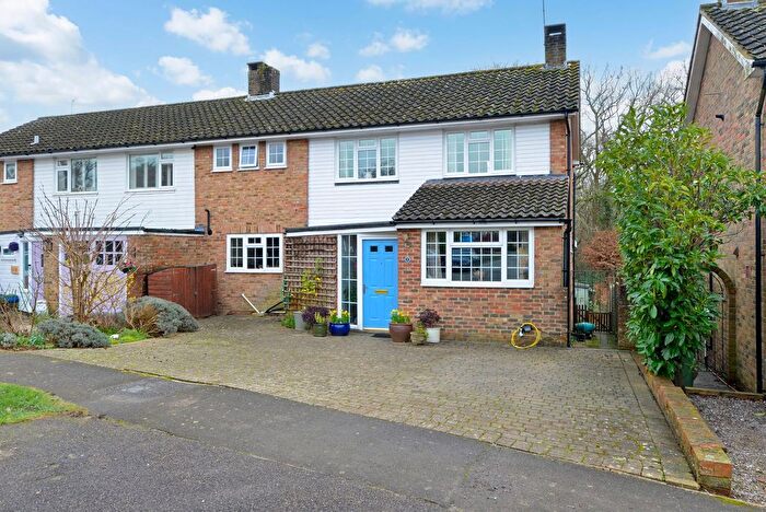 4 Bedroom Semi-Detached House For Sale In Pondfield Road, Rudgwick, RH12