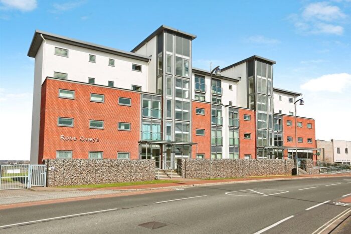 2 Bedroom Flat For Sale In Rope Quays, Gosport, PO12