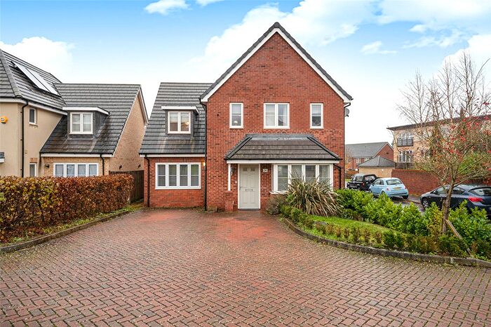 5 Bedroom Detached House For Sale In Braham Crescent, Leavesden, Watford, Hertfordshire, WD25