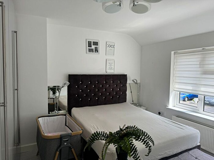 2 Bedroom Detached House To Rent In Alibon Road, Dagenham, RM10