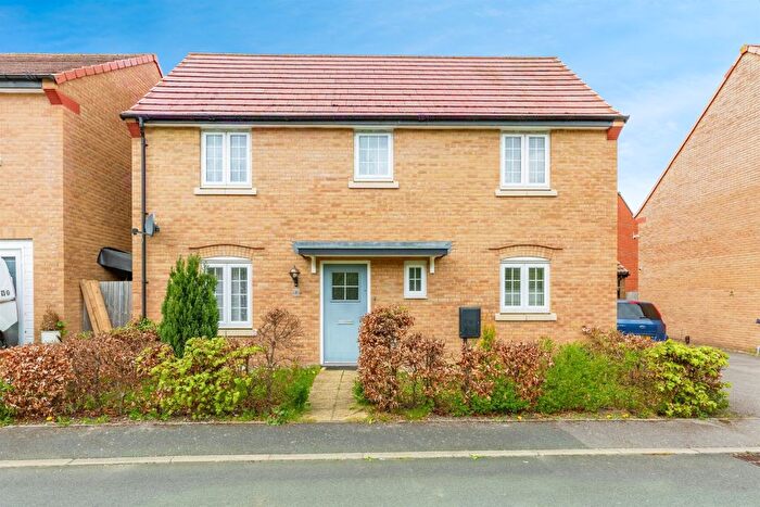 3 Bedroom Detached House For Sale In Spriggs Close, Burton Latimer, Kettering, NN15