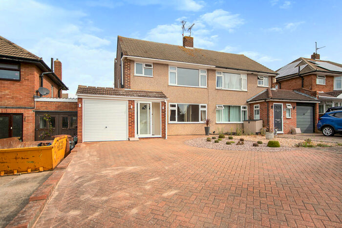 3 Bedroom Semi-Detached House To Rent In Newitt Road, Hoo, Rochester, Kent, ME3