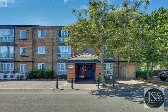 1 Bedroom Flat To Rent In Deptford Wharf, Surrey Quays, London, SE8