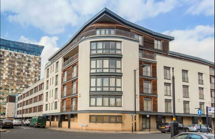 2 Bedroom Flat To Rent In Postbox, Upper Marshall Street, Birmingham, B1