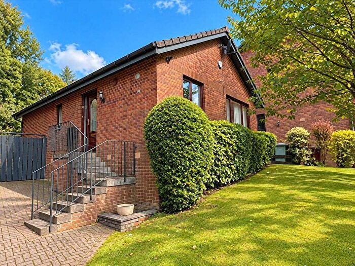 2 Bedroom Bungalow For Sale In Maclean Grove, Stewartfield, East Kilbride, G74