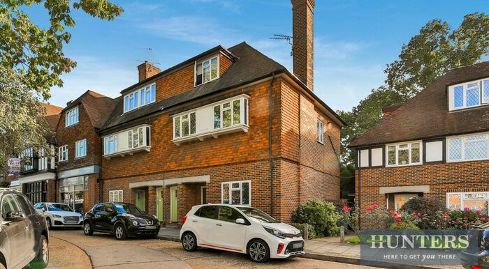 2 Bedroom Maisonette To Rent In Station Approach, Hinchley Wood, Esher, KT10