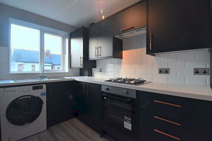 2 Bedroom Flat To Rent In Franklin Street, Reading, RG1
