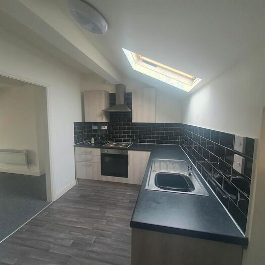 1 Bedroom Flat To Rent In Flat, Stanley Road, Bootle, L20