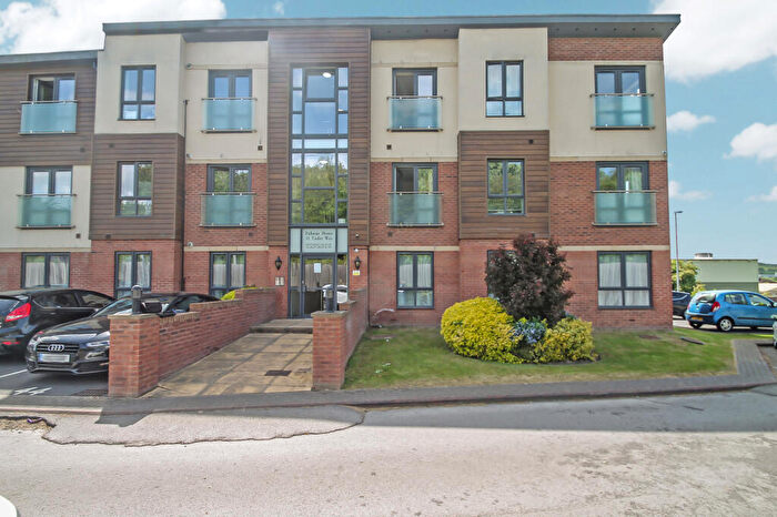 2 Bedroom Flat To Rent In Tudor Way, Beeston, Leeds, LS11
