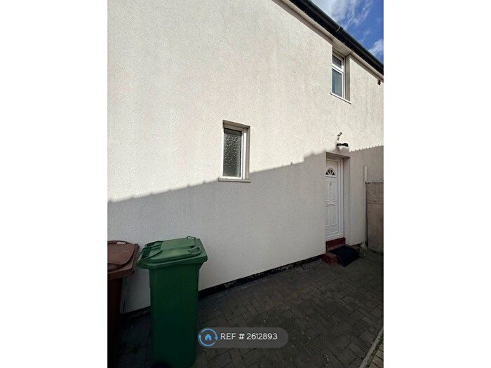 2 Bedroom End Terrace House To Rent In Rowlands Road, Dagenham, RM8