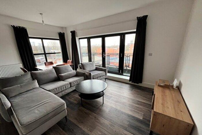 2 Bedroom Flat To Rent In Clement Street, Birmingham, B1