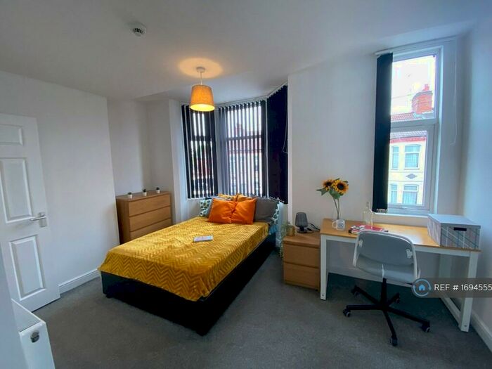 5 Bedroom Terraced House To Rent In Widdrington Road, Coventry, CV1