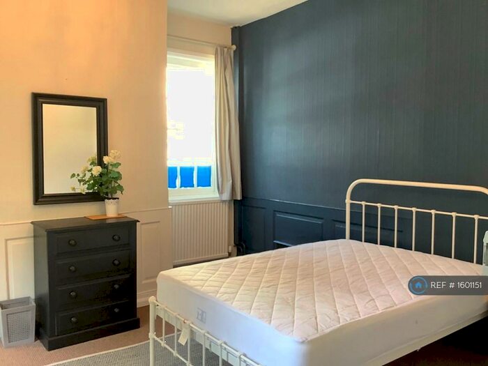 5 Bedroom Terraced House To Rent In Bank Street, Lincoln, LN2