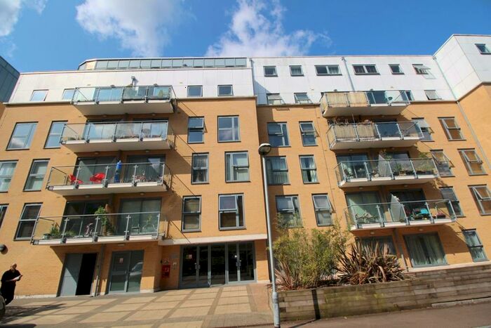2 Bedroom Property To Rent In Woolners Way, Stevenage, SG1