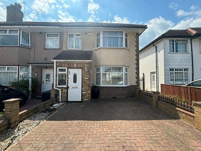 3 Bedroom End Of Terrace House To Rent In Widmore Road, Uxbridge, UB8