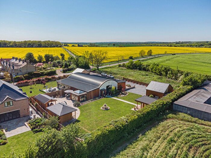 4 Bedroom Barn Conversion For Sale In Orwell Road, Barrington, CB22