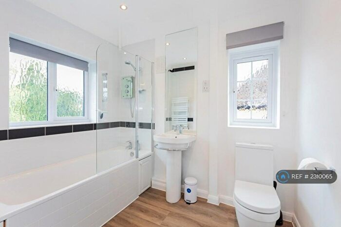 5 Bedroom Detached House To Rent In Cherry Tree Avenue, Guildford, GU2