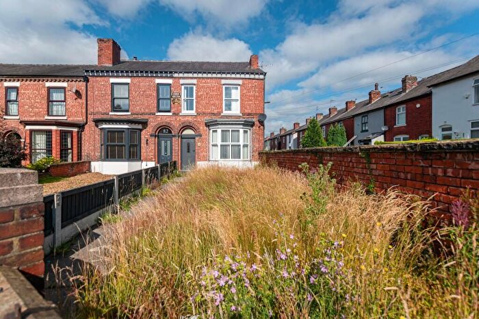 3 Bedroom End Terrace House For Sale In St. Helens Road, Leigh, WN7
