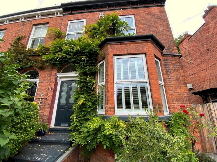 4 Bedroom Semi-Detached House To Rent In Kenwood Road, Stretford, Manchester, M32