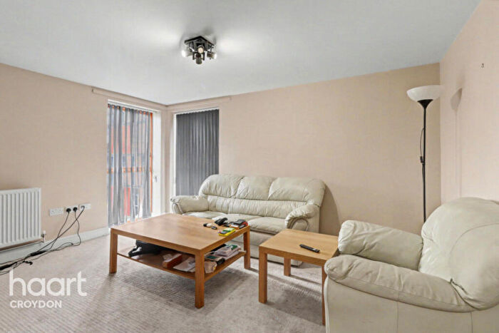 2 Bedroom Flat For Sale In Campbell Road, Croydon, CR0