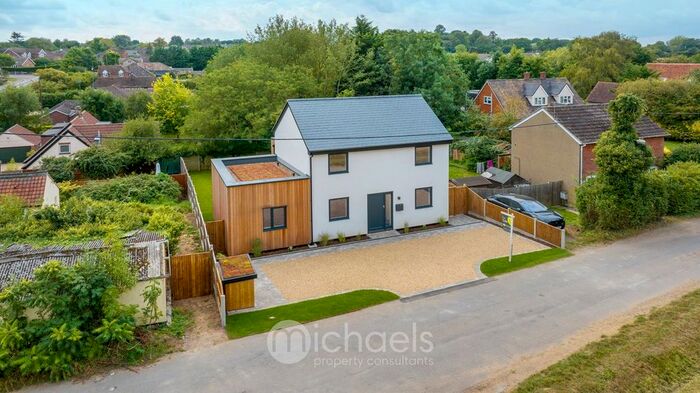 4 Bedroom Detached House For Sale In Huxtables Lane, Fordham Heath, Colchester, CO3