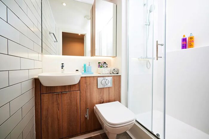 1 Bedroom Flat To Rent In Gough Street, Birmingham, B1