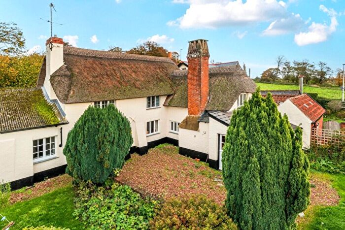 4 Bedroom Detached House For Sale In East Budleigh, Devon, EX9