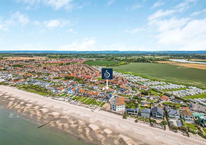 3 Bedroom Apartment For Sale In East Bracklesham Drive, Bracklesham Bay, Chichester, PO20