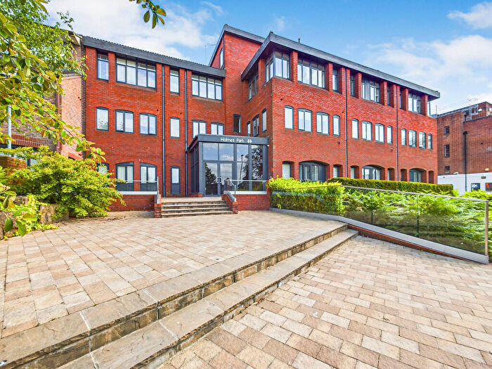 1 Bedroom Apartment To Rent In Holmes Park, North Street, Horsham, RH12