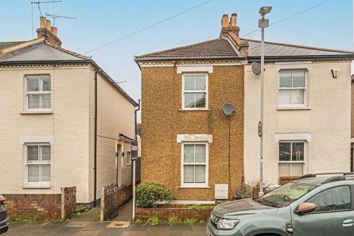 2 Bedroom Property To Rent In Northcote Road, New Malden, KT3