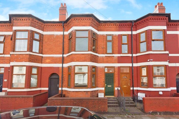 4 Bedroom Terraced House For Sale In Wilton Road, Sparkhill, Birmingham, B11
