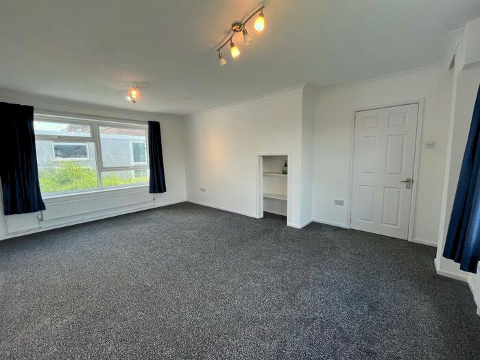 3 Bedroom House To Rent In Heather Gardens, Belton, Great Yarmouth, NR31