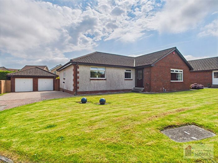 4 Bedroom Detached Bungalow For Sale In Brooklime Drive, Stewartfield, East Kilbride, G74