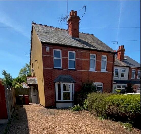 2 Bedroom Detached House To Rent In Whitley Wood Lane, Reading, RG2