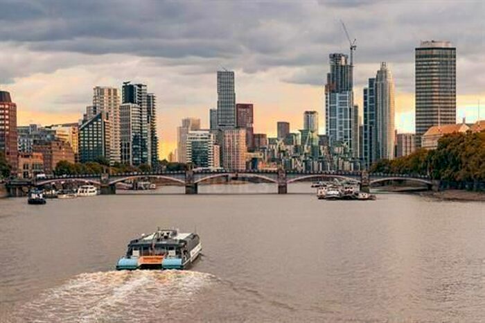 2 Bedroom Flat To Rent In Rm/Apartment Millbank, London, SW1P