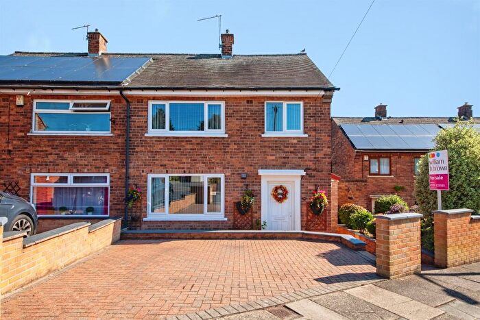 3 Bedroom Semi Detached House For Sale In Leybourne Road, Kimberworth Park, Rotherham, S61