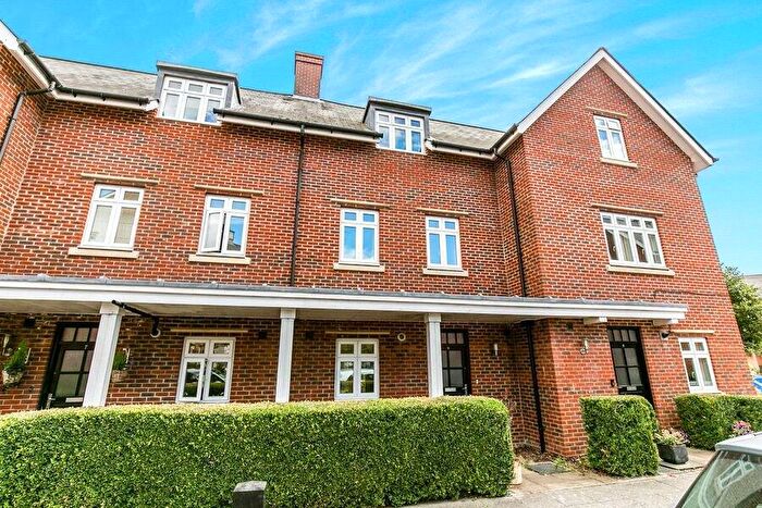 4 Bedroom Town House For Sale In Gabriels Square, Lower Earley, Reading, RG6