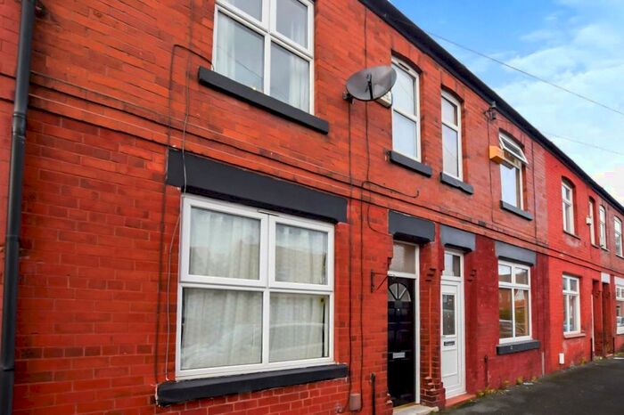 2 Bedroom Terraced House To Rent In Edgeworth Drive, Fallowfield, Manchester, M14