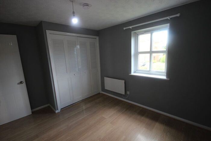 1 Bedroom Flat To Rent In Maplin Park, Slough, SL3