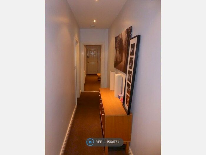 2 Bedroom Flat To Rent In London Court, Liverpool, L3