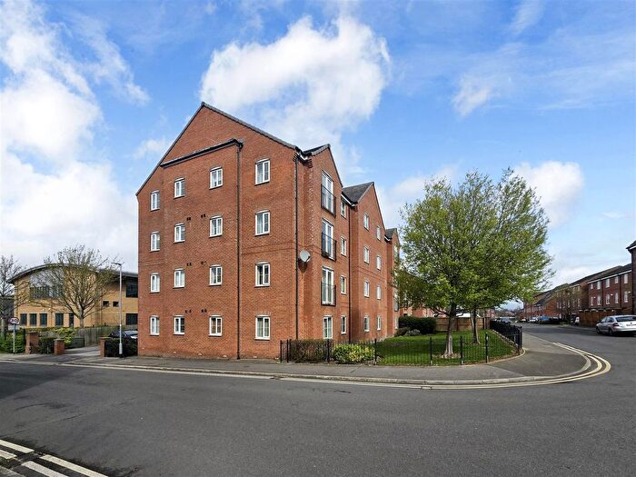 2 Bedroom Property For Sale In Chapman Road, Thornbury, Bradford, BD3