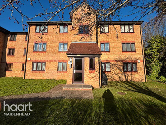 1 Bedroom Apartment To Rent In Walpole Road, Slough, SL1