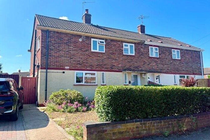 3 Bedroom Semi-Detached House To Rent In Conway Avenue, Peterborough, PE4