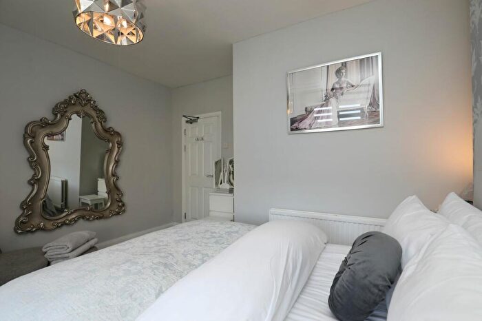 1 Bedroom End Of Terrace House For Sale In Esplanade Avenue, Porthcawl, CF36