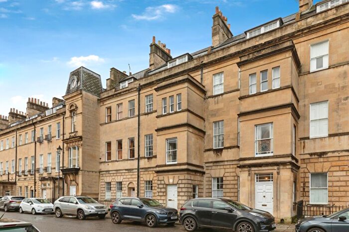 3 Bedroom Flat For Sale In Marlborough Buildings, Bath, BA1